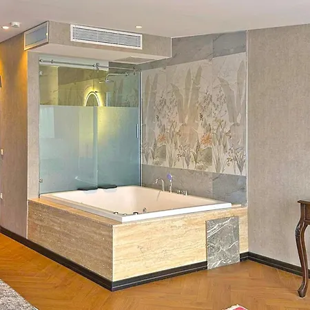 Ring Stone Old - Special Class 5* איסטמבול